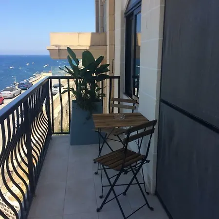 Marebello * Mellieħa